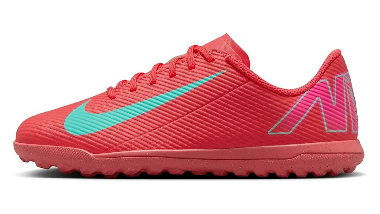 Melhor Chuteira Nike Society: Análise de 10 Modelos Excelentes para Jogadores