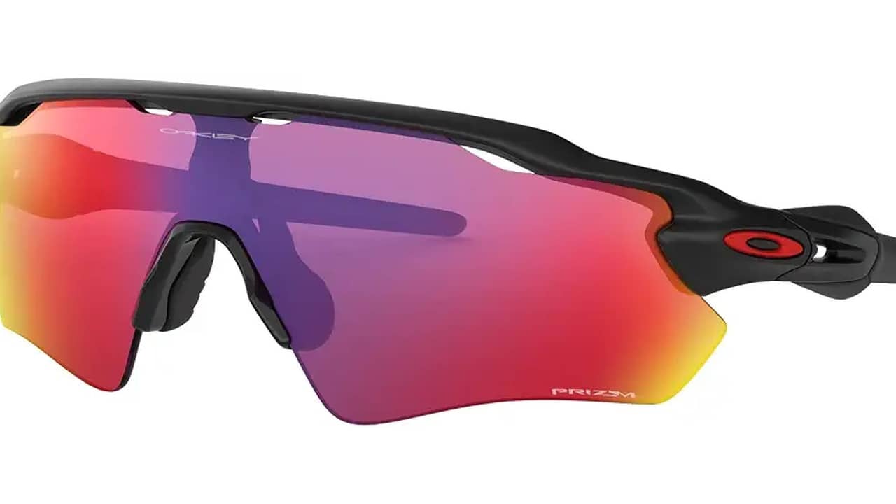 Melhor Óculos Oakley: Polarizados, Estilo e Proteção